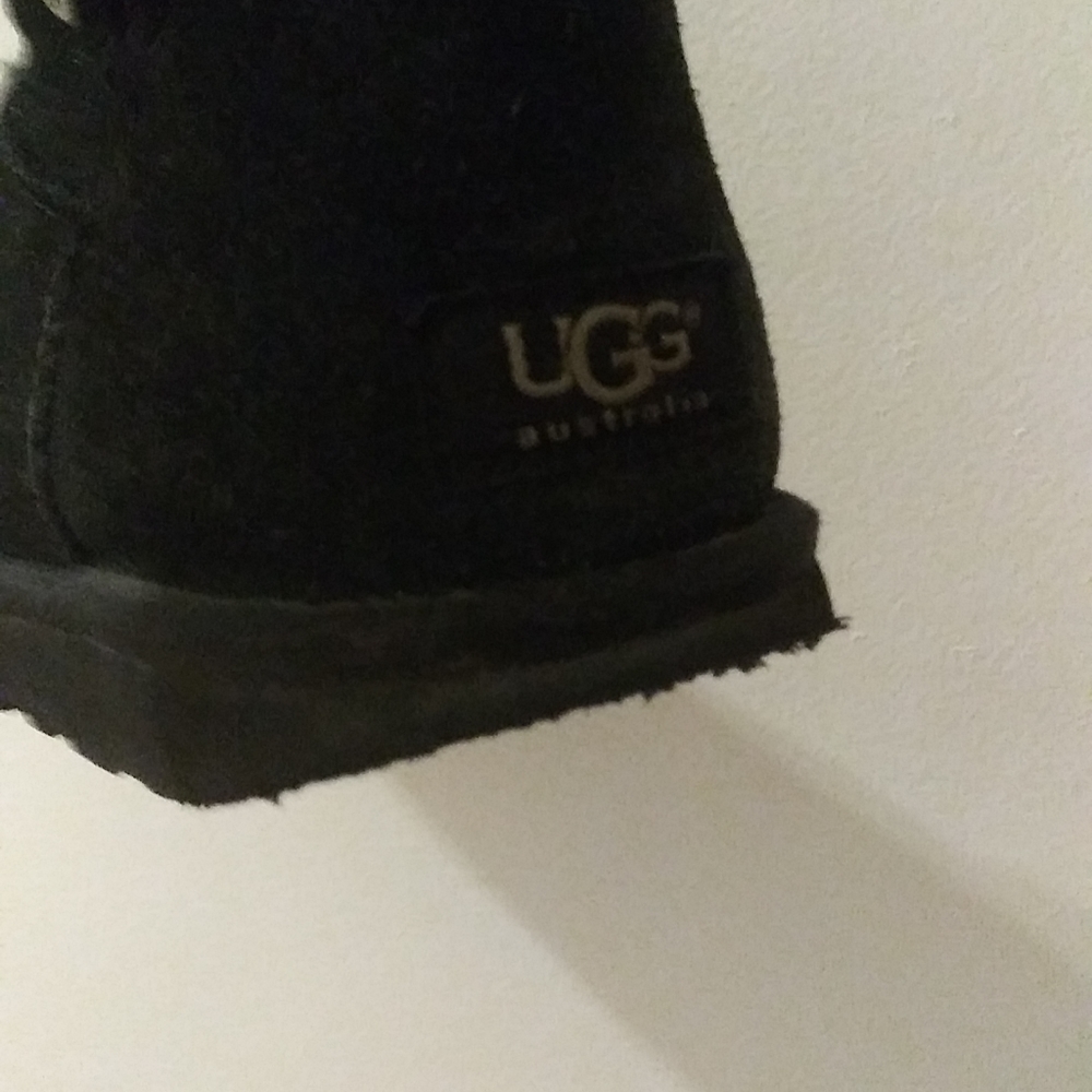 UGG Bailey II Button Black Suede Short Boots - Picture 9 of 12